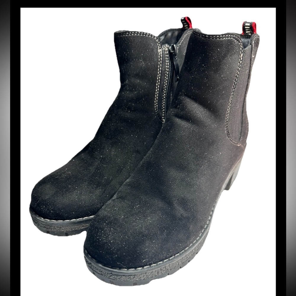 PATRIZIA SMYLIE Women’s Black Chelsea Lug Sole Side Zip Ankle Boot Sz 8.5